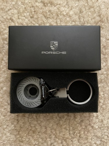 Porsche keychain black - porsche,