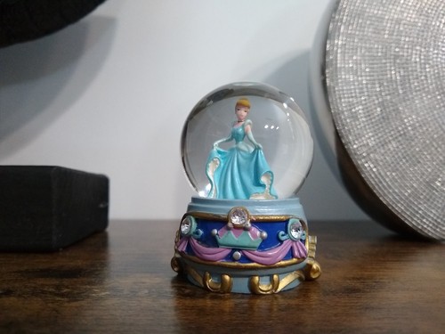 Mini snow globe disney - globe,