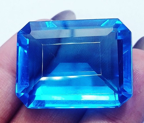 Topaze bleu ciel - ct,