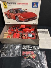 Italeri maquette 1/16 Ferrari Testarossa ! Vintage ! Non Commencée Complete