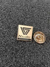 Pin's Pins Pin Enamel 20 SOCIÉTÉ FABRIQUANT Outillages Industrie "Nauder" 