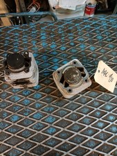 LOT CYLINDRES PISTONS TRONCONNEUSE MAC CULLOCH 930/935..