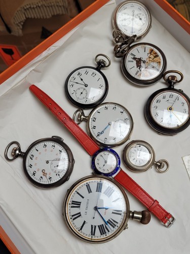 Lot montres a - lot,