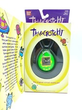 Tamagotchi Original P1/P2 Green w/ yellow Original Bandai 1997