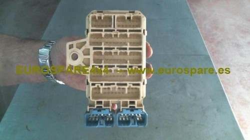 8273060060 boîtier fusibles
