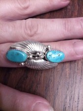 Bague Argent Sterling Navajo avec  2 Turquoises