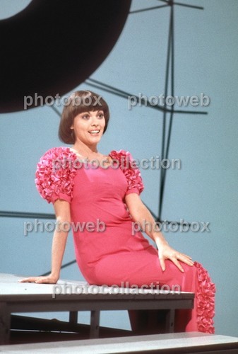 Mireille mathieu exclusive - mathieu,