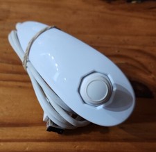 Lot de 2 Manettes Nunchuk Blanc Officiel / Original Nintendo Wii U Wii TBE