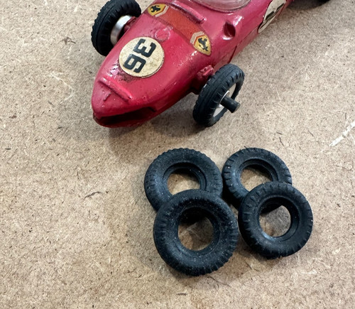 Jeu pneus pour ferrari - de,