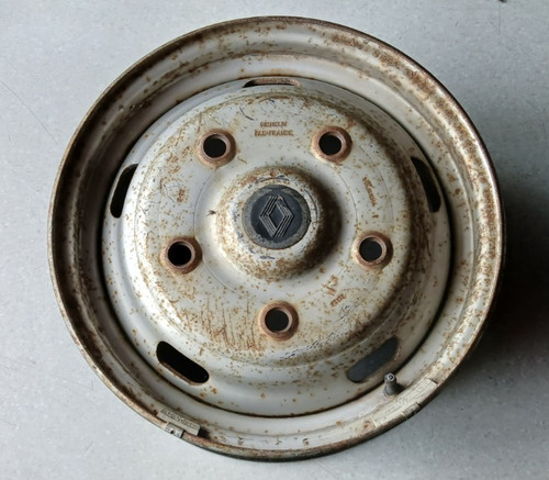 Jante tôle pouces renault - 16,