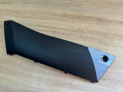 1177917700 cache plastique - un,