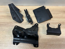 UN LOT DE SUPPORT PLASTIQUE DIVERS  MOTO HARLEY DAVIDSON 883 SPORTSTER 2018