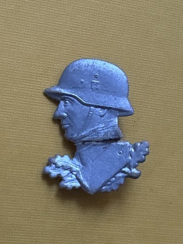 Badge tête soldat du - de,