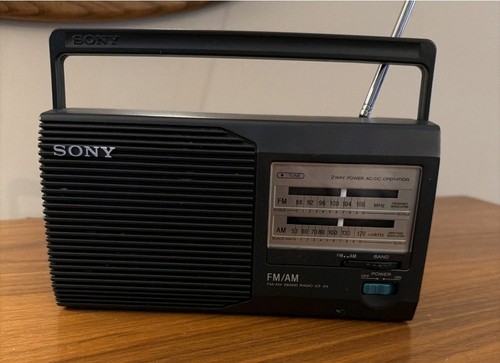 Vintage 1990 sony model - 1990’s,