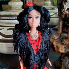 Poupée style barbie espagnole