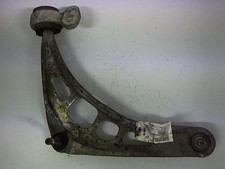 Triangle inferieur avant