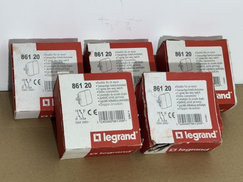 Lot legrand otéo - 5,
