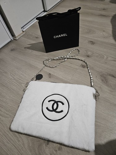 Trousse chanel fourrure - trousse,