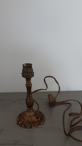 Pied lampe ancien style - de,