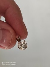 Pendentif en or jaune 14 K et zirconium