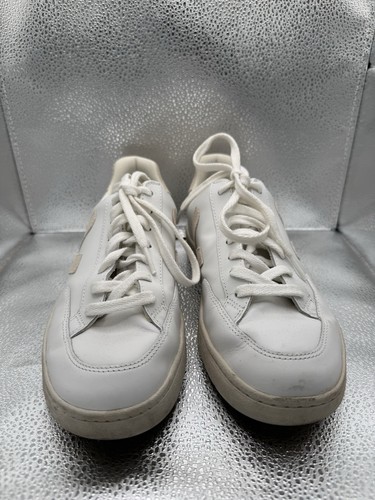 Size veja v - 10, white