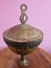 Coupe/Calice/ Pot à onguents Art Africain Ancien en Laiton 24cm