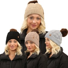 A2Z Femmes Chapeaux 2 Paquet Câble Tricot Fourrure Bonnet Pompon Pom Hiver Chaud