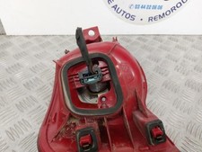 Feu arriere principal droit