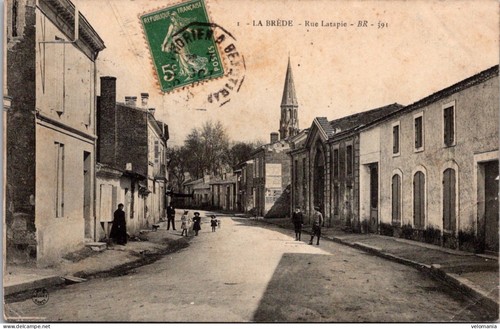 S25307 cpa brède rue - 33,