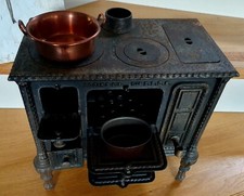 Jouet  - Cuisinière GODIN miniature en fonte 1887 - Modèle n°1