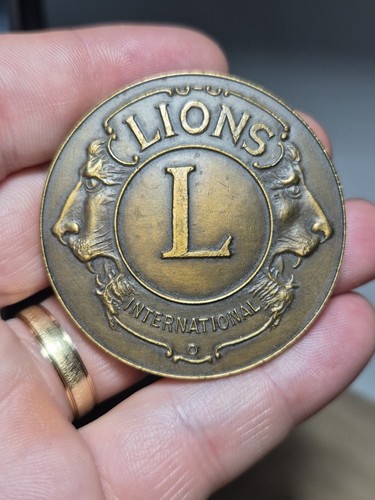 158 médaille lions - médaille,