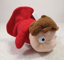 PELUCHE STUDIO GHIBLI PONYO SUR LA FALAISE / PONYO  (GAKE NO UE NO PONYO) - (NEU