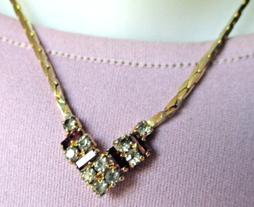 Ancien élégant collier