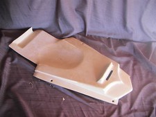 2133) Carénage polyester passage de roue SUZUKI GSXR 1000 (2003) brut