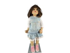 Poupée d'artiste Monika