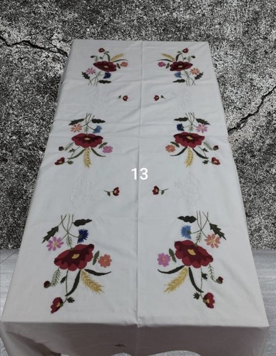 Nappe blanche fine brodée - fine,