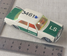 Ancienne petite voiture