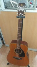 Guitare acoustique YAMAHA