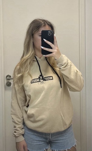 Pull capuche - À,