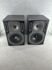 PAIR BEHRINGER TRUTH B2031 -