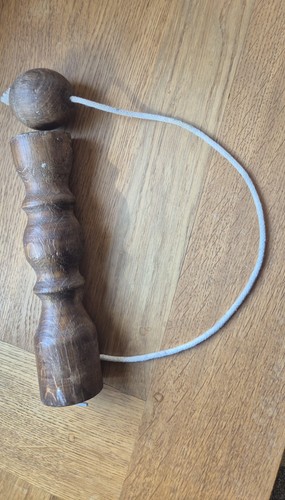 Bilboquet ancien bois - bilboquet, en