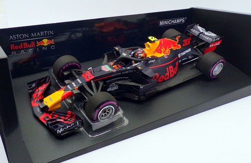 Minichamps scale 110 - scale,