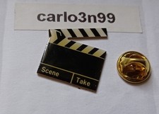 #0068 PIN'S BROCHE CLAP CINÉMA SCENE / TAKE BLACK NOIR - ÉDITIONS ATLAS