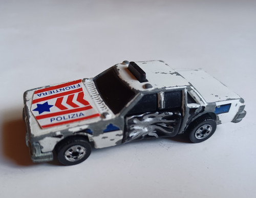 Hot wheels crack - hot,