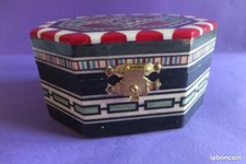 Boite coffret bois hexagonale marqueterie et nacre/N4