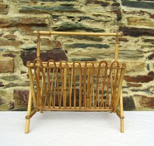 Porte revue en rotin Vintage