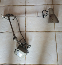Vintage  Ancienne Lampe Industrielle d’atelier Marque  AR , a voir
