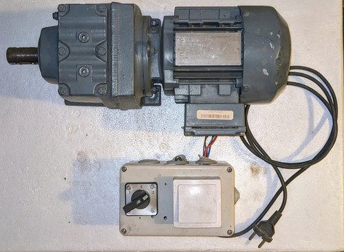 Moteur réducteur - , à