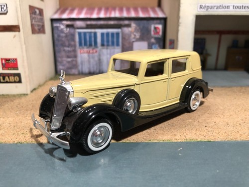 Packard sedan 1937 43 - sedan, 1/43