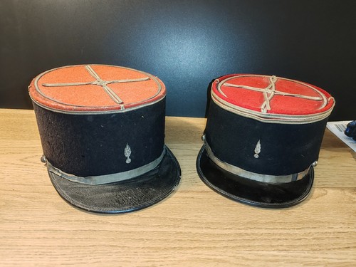 Lot képi militaire - de,